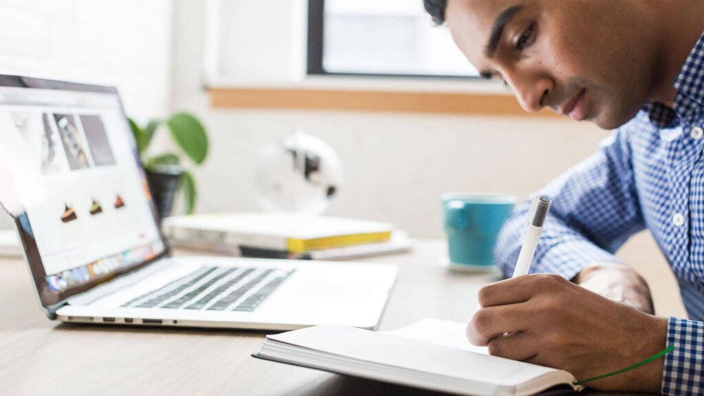How to use AI agents for Job Search in 2025?